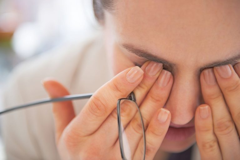 علائم بیماری از روی نشانه های چشم: دریچه ای به سوی سلامتی
